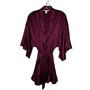 Victoria's Secret Belted Robe‎